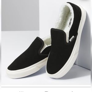 NWB Van's Asher Suede Sherpa, black and white, size 9.5